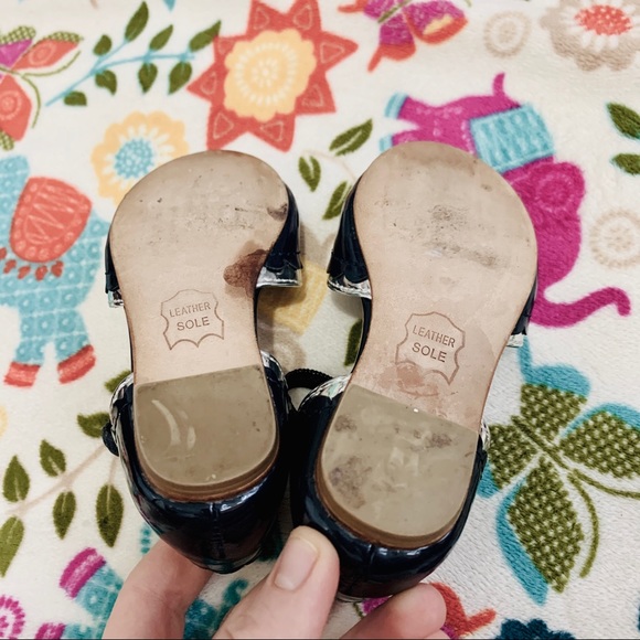 Janie and Jack dress flats in navy and silver - Picture 4 of 5